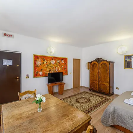 Guest house Pensiunea Roma Antica 3*
